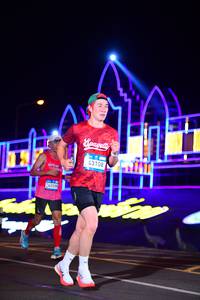 BIB: 4250, 43108
                            <button type="button" onclick="openModal(22865732)" class="btn btn-primary btn-sm float-right btn-popup" data-toggle="modal" data-target=".modal-high-quality">
                        <i class="fas fa-shopping-cart"></i> Add to Cart
                    </button>
                                            <button type="button" onclick="isThisMe(22865732, true)" class="btn btn-success btn-sm float-right btn-popup btn-isme hidden" data-toggle="tooltip" data-placement="bottom" title="นี่คือรูปของคุณใช่ไหม คลิกที่นี่เพื่อเอาเข้าอัลบั้ม">
                        <i class="fas fa-plus"></i> Add to album
                    </button>
                    <button type="button" onclick="isThisMe(22865732, false)" class="btn btn-warning btn-sm float-right btn-popup btn-isnotme hidden">
                        <i class="fas fa-ban"></i> Remove from album
                    </button>